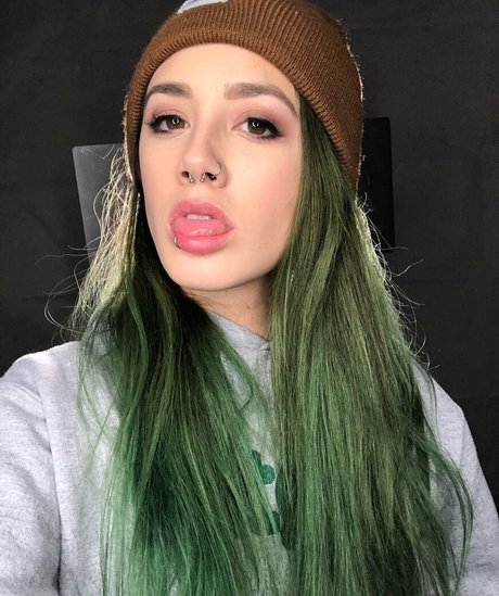 Shandude star sexy img