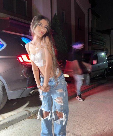 anne bagu star nudes photos