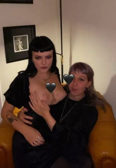 Knivklara star nude pics