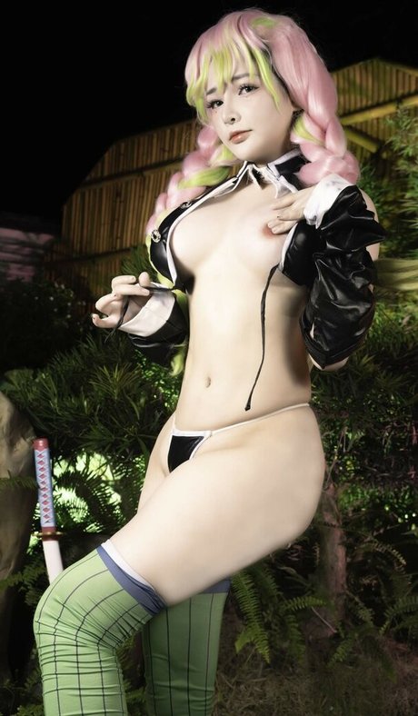 MimiChan free actress photos