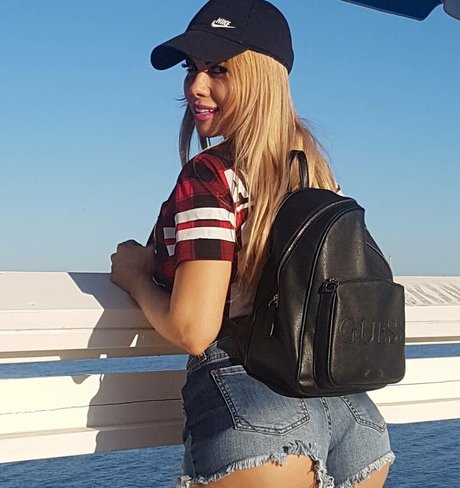 hottest midget onlyfans exclusive photos