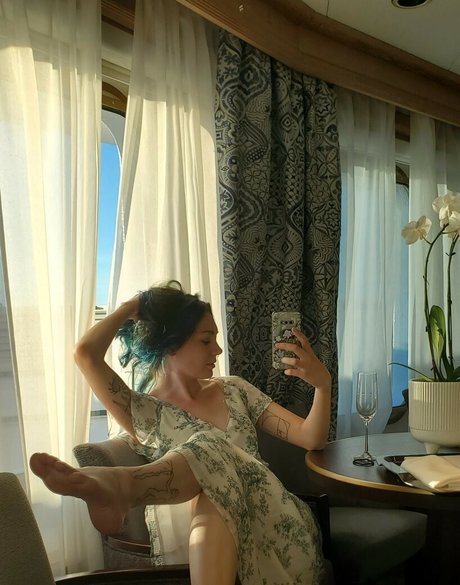 Juniper Woods sex actress image