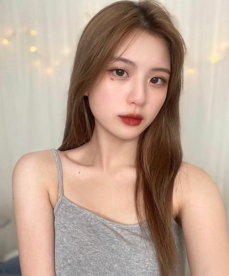 haena 0714 erotic model picture