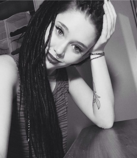 eleperuffo_ high quality pornstar archive