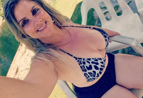 Felina Cris exclusive pornstar galleries