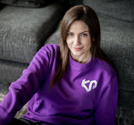 KayPea star top photo