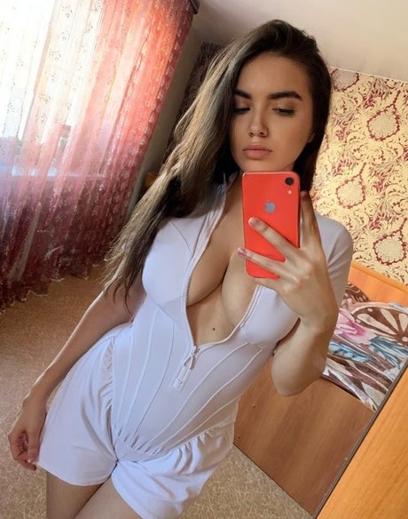 Katusha Kazeeva perfect model image