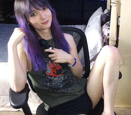 Erynmelts adult actress pic