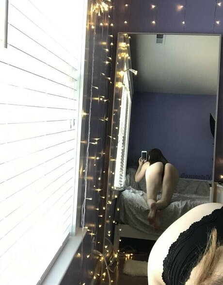 Melvniely Passionite star xxx archive