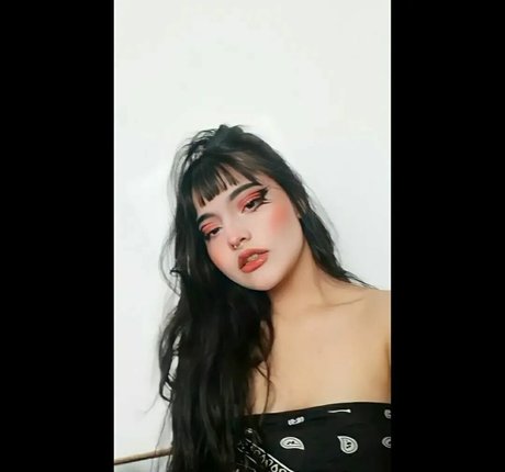 s sk8ter girl pornographic model photos