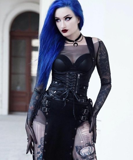 BlueAstrid thumbnail