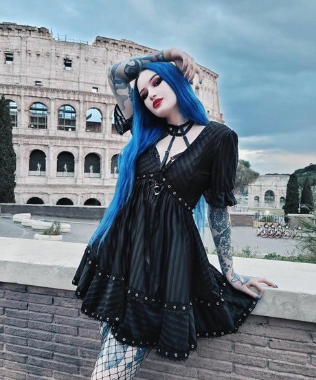 BlueAstrid model images