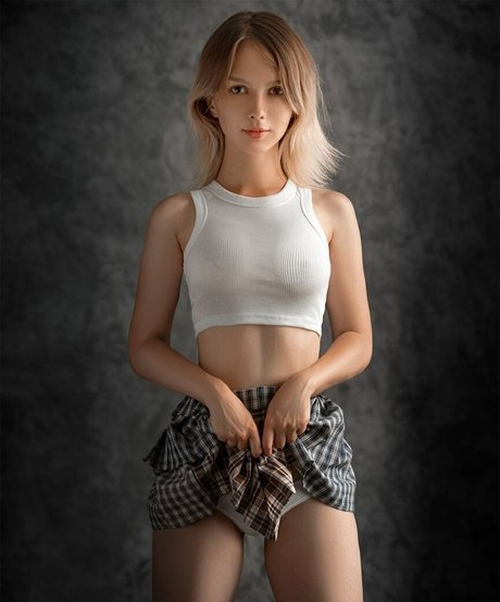 ililkill model nude pic