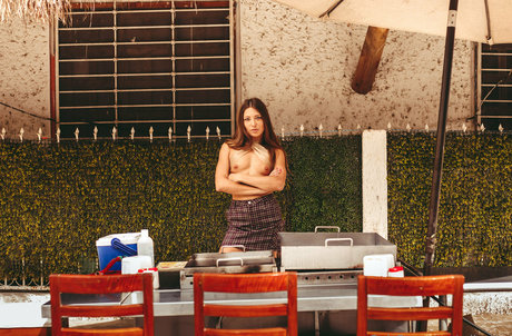 Toy Kat nude pornstar pics