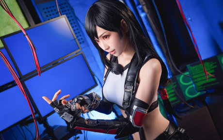 Ely Cosplayer pornstar gallery