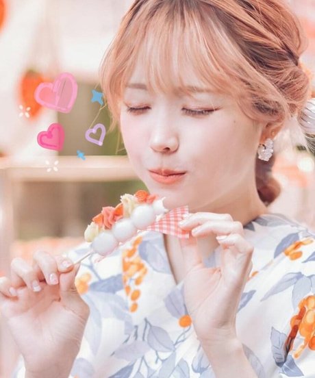 Ely Cosplayer model sexy pictures