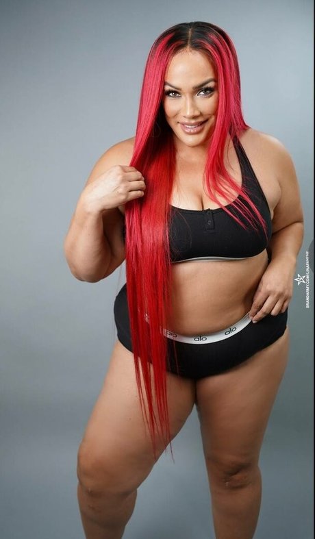 Lina Fanene model exclusive pic