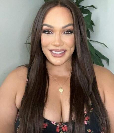 Lina Fanene adult star image