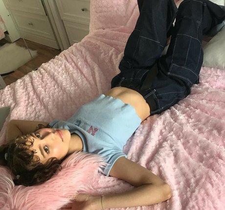 Inyourdre4mz art actress galleries