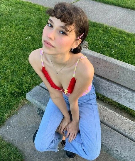 Inyourdre4mz model free pic