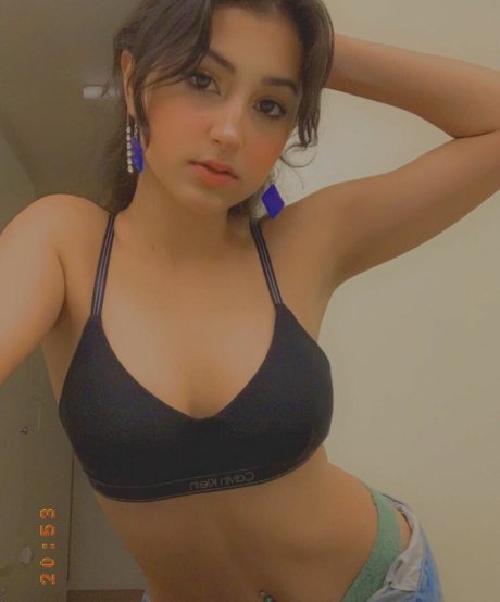 Izze King nudes pornstar photo