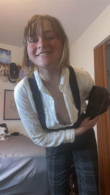 Novavortexi exclusive actress pics