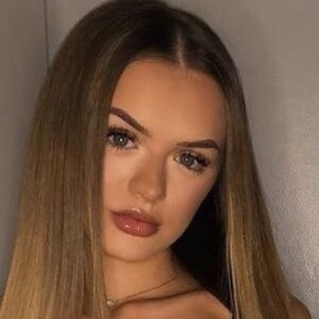 Hollyxfoster actress image