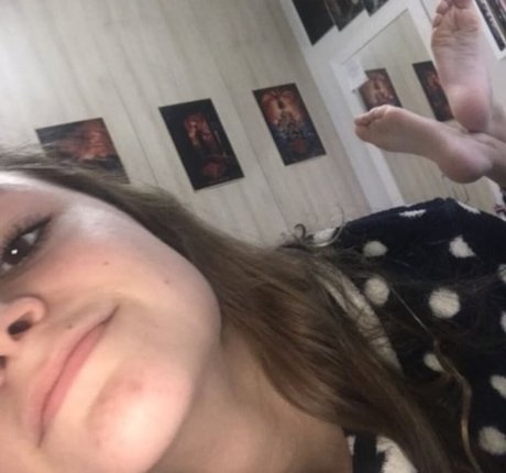 Thata Big Soles model porn image