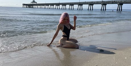 NeoMotoko best model pic