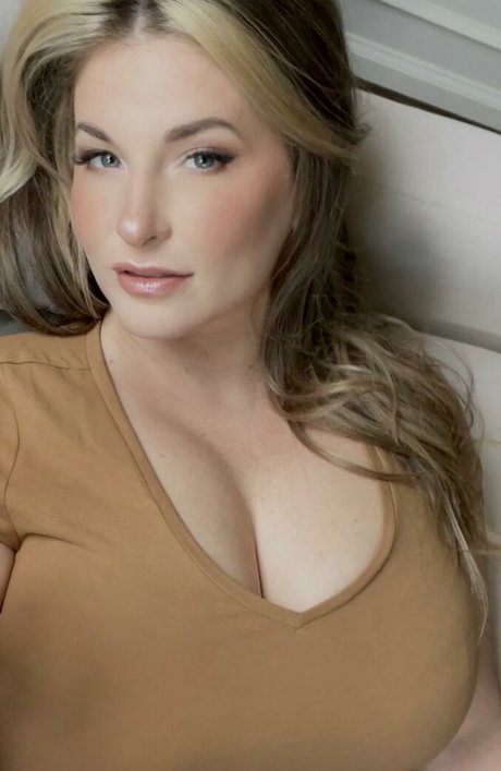 Shley Brdges pornstar exclusive photos