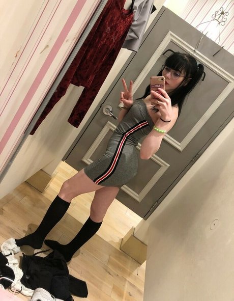 quinnie666 sexy pornstar img