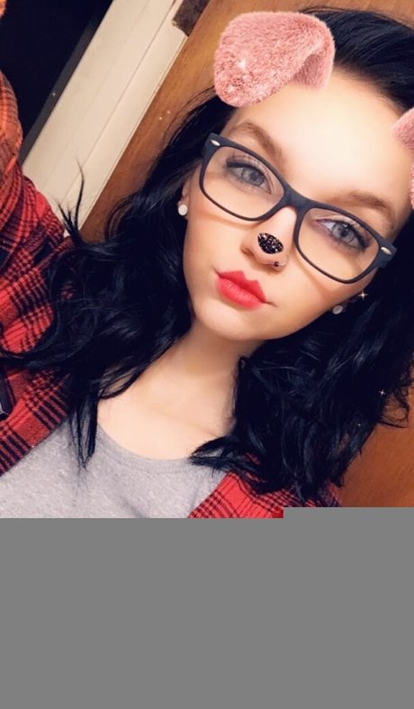 Momma Leo adult star galleries