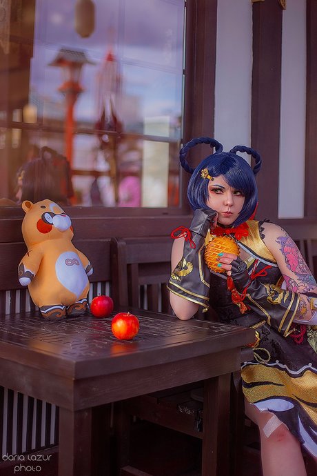 Bizarre Deer hot star archive