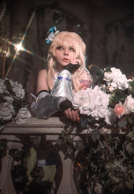 Bizarre Deer star naked image