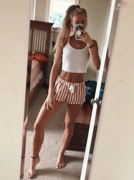 boobs selfie onlyfans top archive