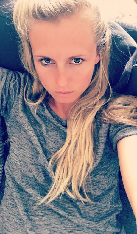 Julia Simic hd star picture