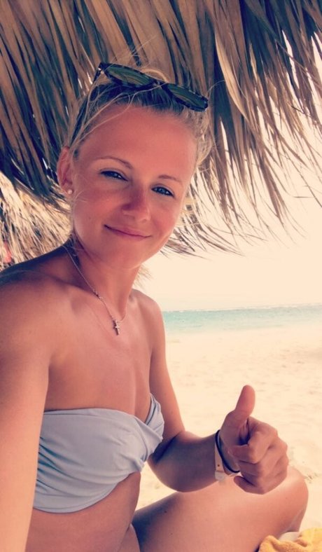 Julia Simic model nice photos