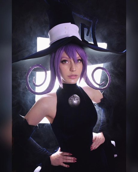 Elfvie perfect pornstar image