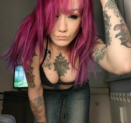 Redfoxy12 hd actress pic