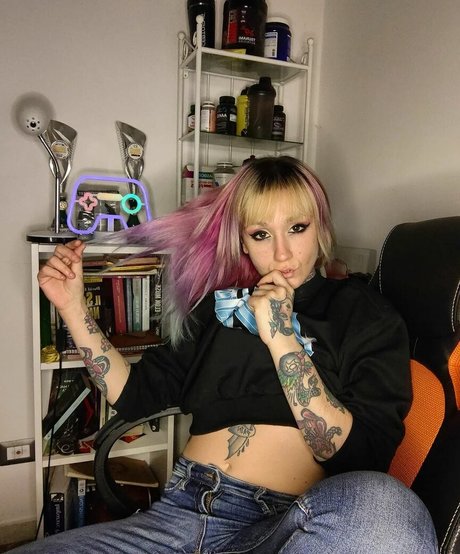 Redfoxy12 high quality pornstar images