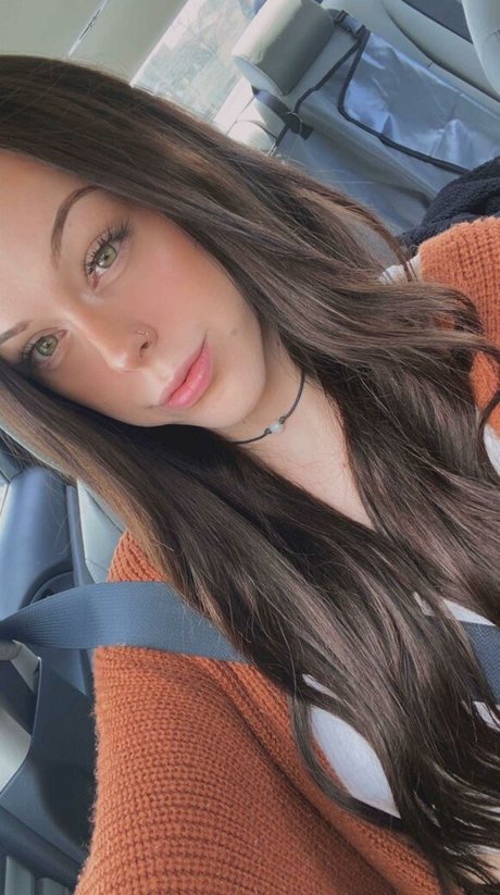 caylie model nudes pics