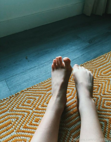 Ellbat star nudes images