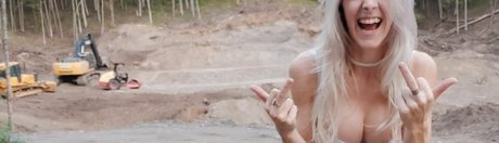 irishlover1527 model adult pic