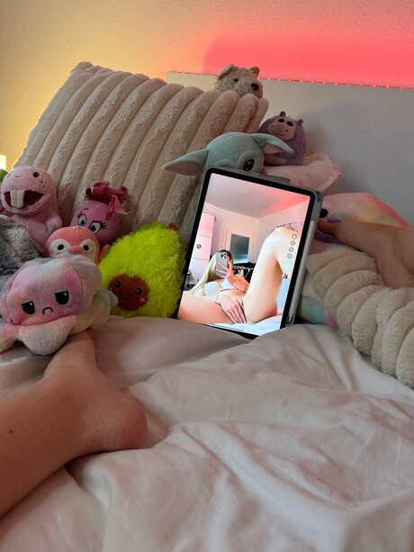 yourbabeelena thumbnail