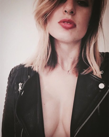 bukkake onlyfans nude archive