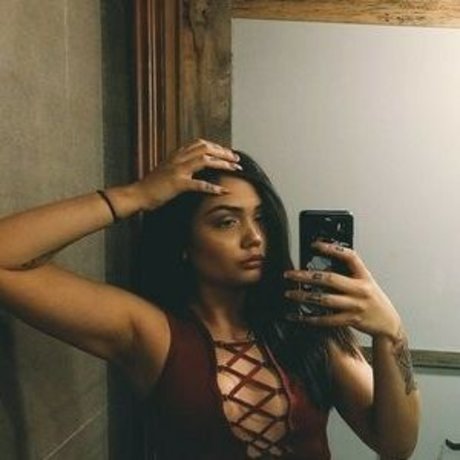 Raven Felix pornstar top image