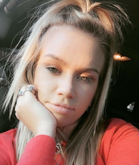 kelsey lockhart7 model pictures