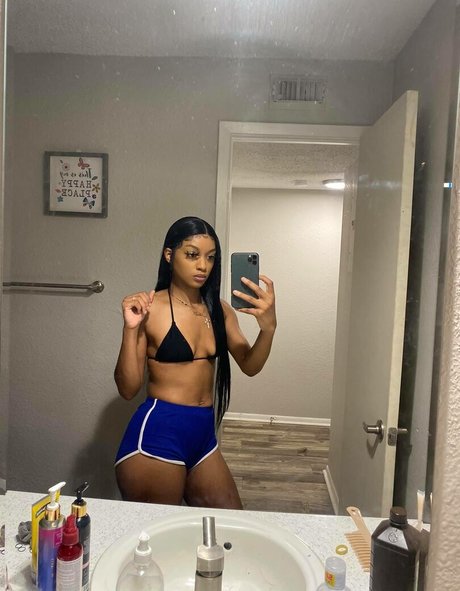 honeyqoldd star nudes pic