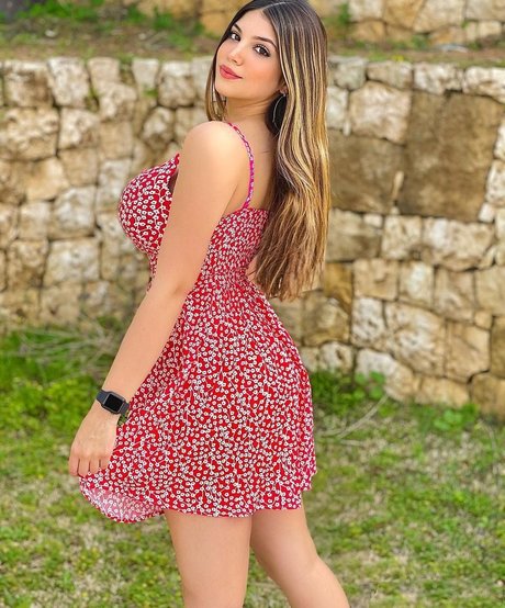 Gaelle Fares naked model photos