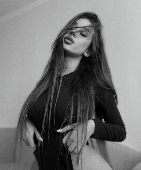 Sophia Adamova hd pornstar galleries